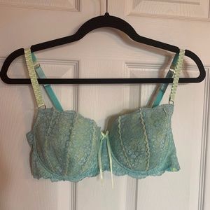 🍒3 For $35🍒 Vogue Dessous Aqua / Green Bra 38C